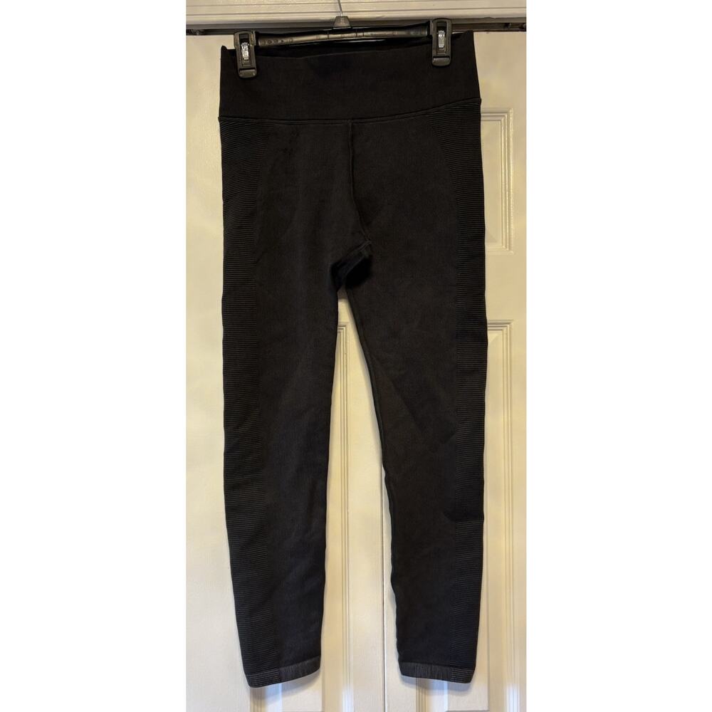 Offline by Aerie 7/8 Black Tights. Size Large